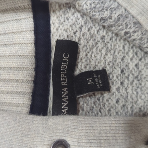 Banana Republic sweater - Picture 3 of 4